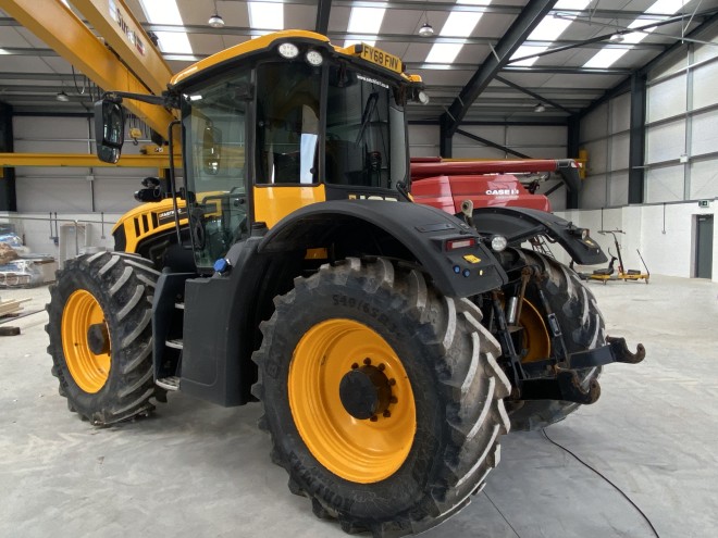 JCB Fastrac 4220