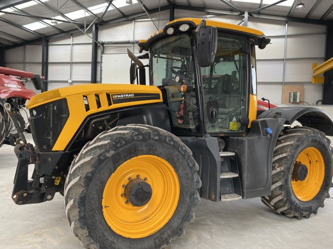 JCB Fastrac 4220