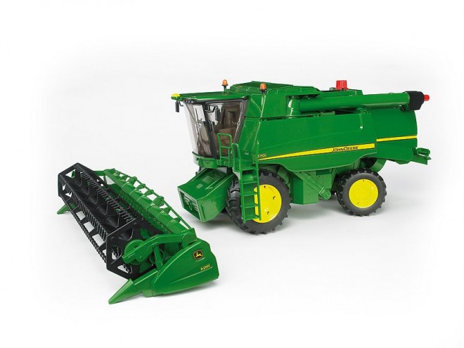 Bruder John Deere Combine Harvester T670i. OEM. Part No - 021320. Bruder toys. Bruder John Deere toy. John Deere combine. Combine harvester toy.  John Deere T670i. Online toy shop. click & collect. Bruder farming toys. Bruder combines