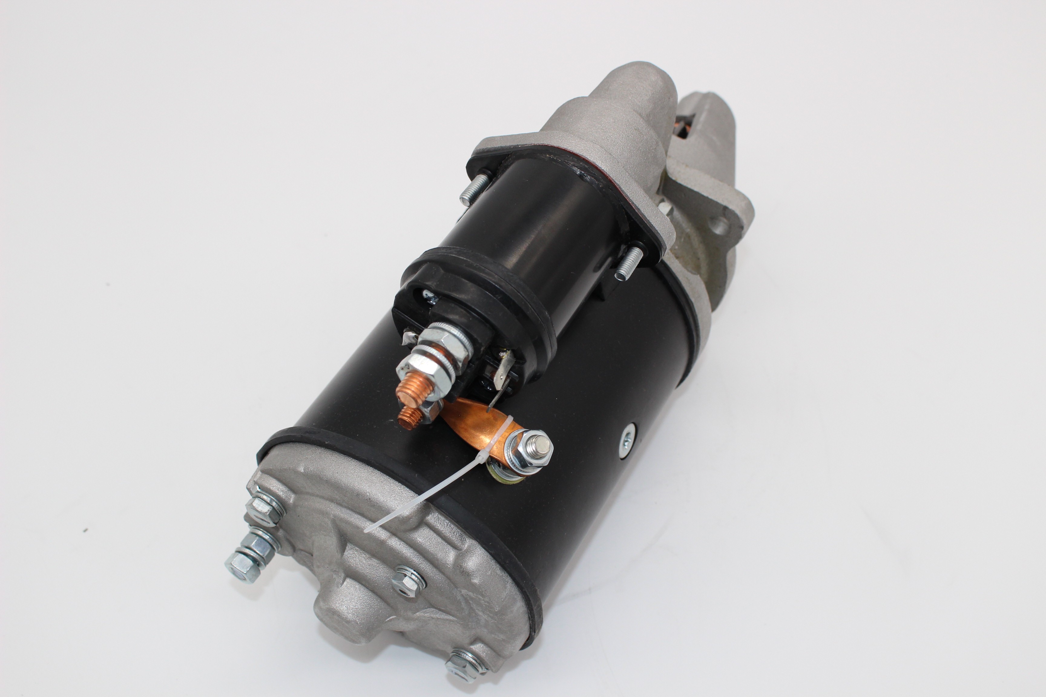 Iskra Starter Motor. OEM Part No. IS1018. Case IH No.189330AS