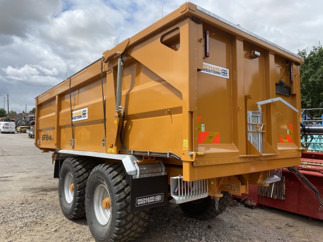 Richard Western Suffolk SF 18 HS Plus 18Ton Grain trailer C/W Rear draw bar, tow out points,Roll over Sheet