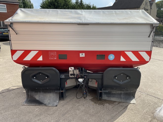 Kverneland Exacta HL Fertiliser spreader, simple machine hydraulic shutters