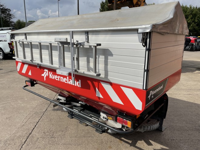 Kverneland Exacta HL Fertiliser spreader, simple machine hydraulic shutters