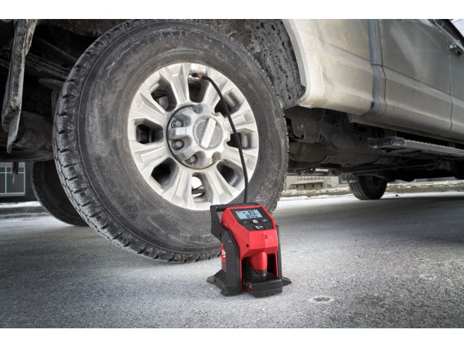 M12 Sub compact Inflator. OEM. Part No. 4933464124.  Milwaukee dealer. Milwaukee tools, power tools, hand tools, PPE. Cordless Milwaukee products. Milwaukee inflator. M12 tools. Startin tractors Milwaukee stockist. Click & collect.