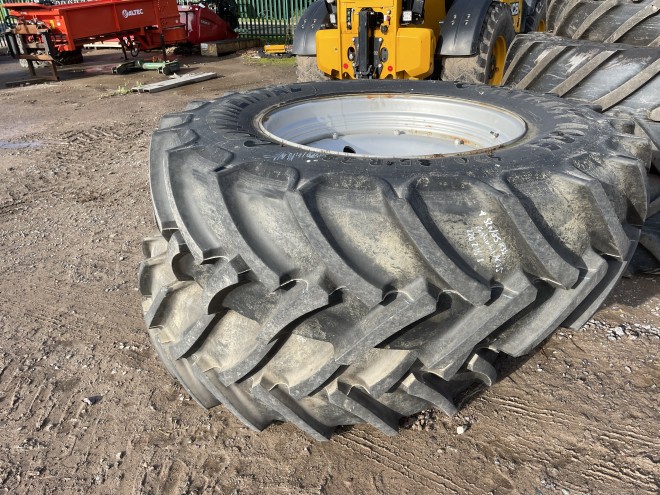 Continental 520/85R38 Wheels and Tyres