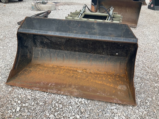 1.9 meter Quicke rehandling bucket euro 8