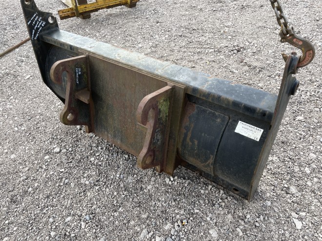 7 tine muck fork JCB Compact brackets 1.400mm wide