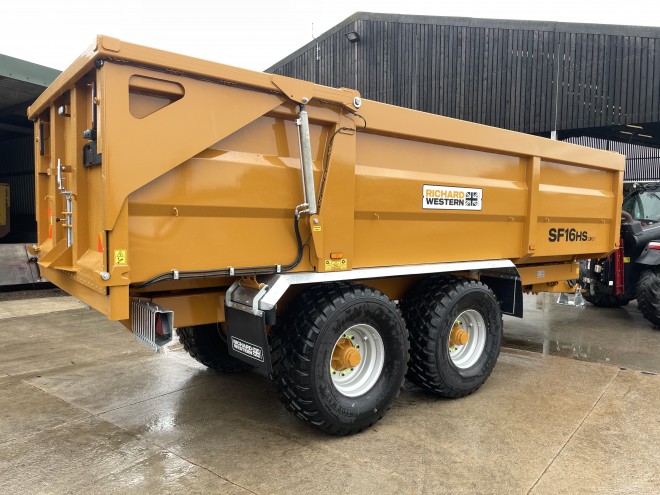 Richard Western Suffolk SF 16 HS Plus 16Ton Grain trailer