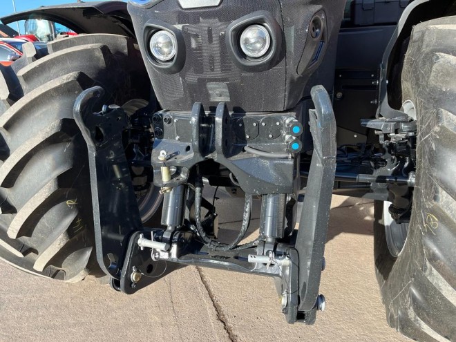 Case IH Puma 200 CVX Front Linkage Accuguide Ready