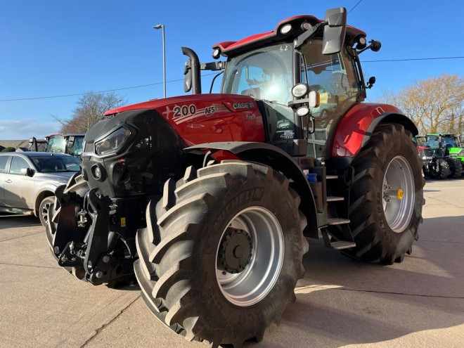 Case IH Puma 200 CVX Front Linkage Accuguide Ready