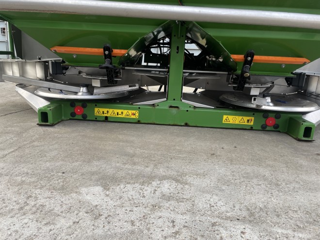 Amazone ZAM 4200 Ultra Profis Hydro C/W Amaron + and GPS Switch