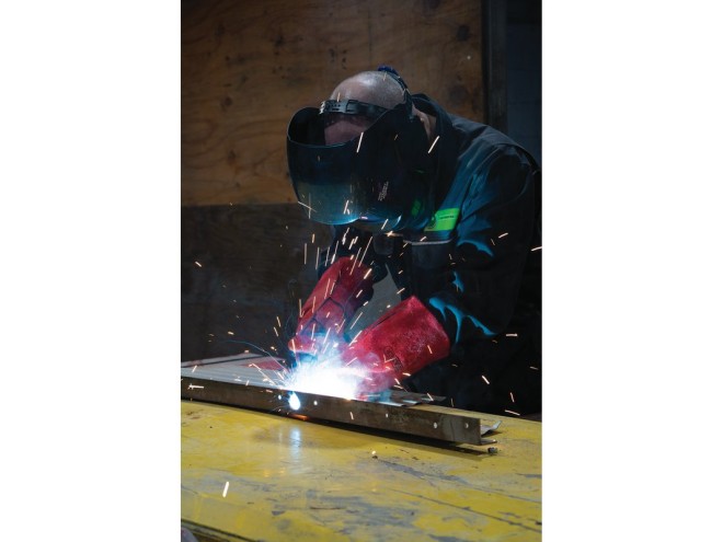 Draper welding helmet.. OEM. Part : 02517. Welding helmet. Safety helmet. Draper tools. Draper welding helmet. Darkening helmet. MIG, TIG & ARC Welding. Online tool shop. click & collect. Startin Tractors.
