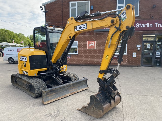 JCB 50 Z- 2 C/W Quick Hitch and 1 x 3' Bucket