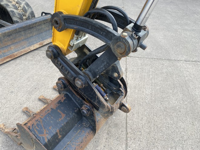 JCB 50 Z- 2 C/W Quick Hitch and 1 x 3' Bucket