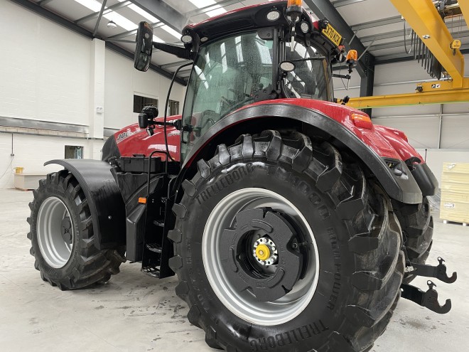 Case IH Optum 300 CVX 50 KPH C/W Front Linkage