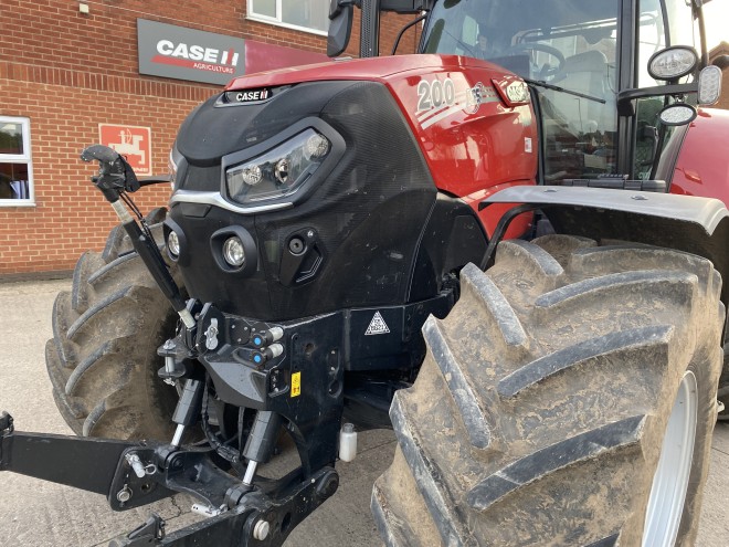 Case IH Puma 200 CVX Front Linkage Full Accuguide