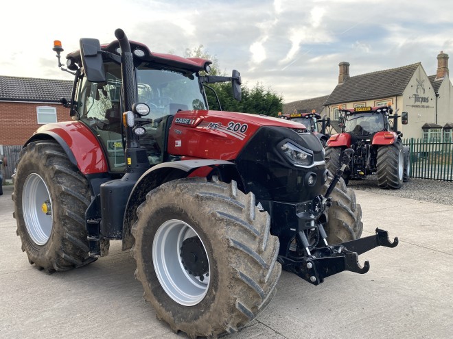 Case IH Puma 200 CVX Front Linkage Full Accuguide