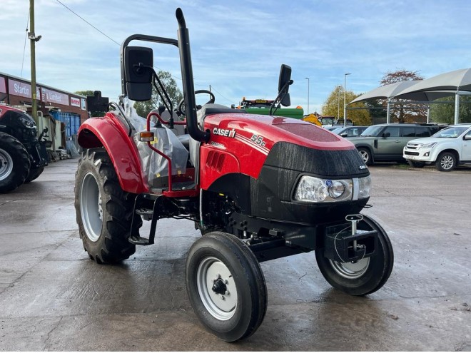 Case IH Farmall 55C 2WD Powershuttle ROPS