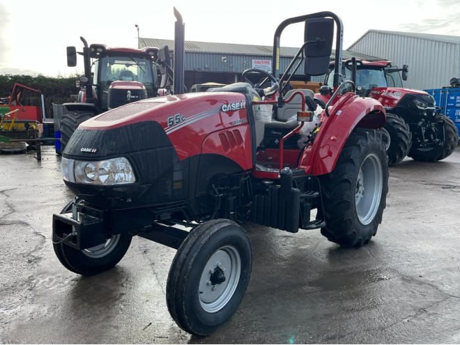 Case IH Farmall 55C 2WD Powershuttle ROPS