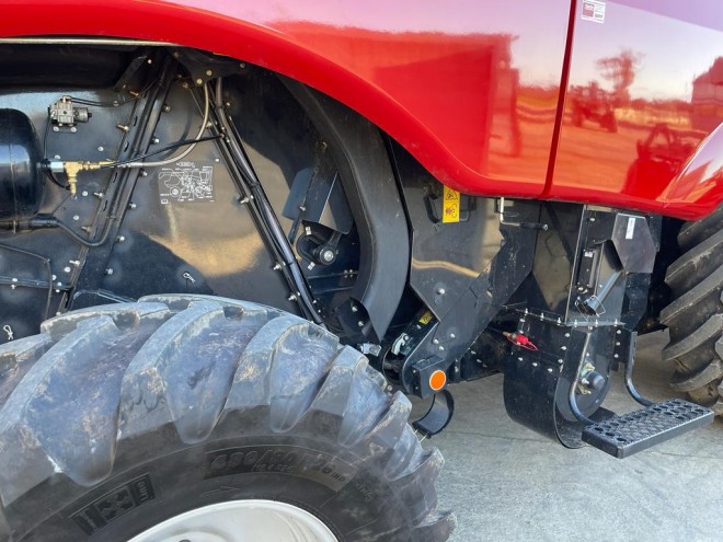 Case IH Axial Flow 7150 c/w 25'' Vario header and trailer EX Demo