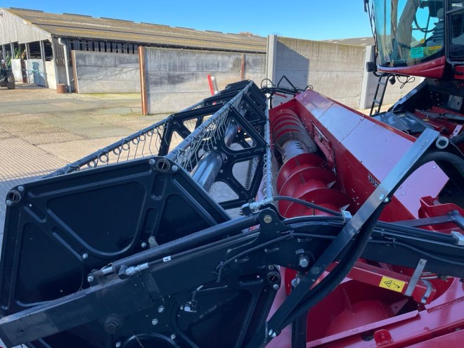 Case IH Axial Flow 7150 c/w 25'' Vario header and trailer EX Demo