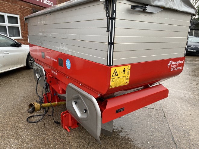 Kverneland Exacta - TL GEO Spread Fertilizer spreader Isobus