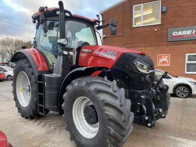 Case IH Puma 200 AFS Connect CVX Drive  Front Linkage, Full Accuguide