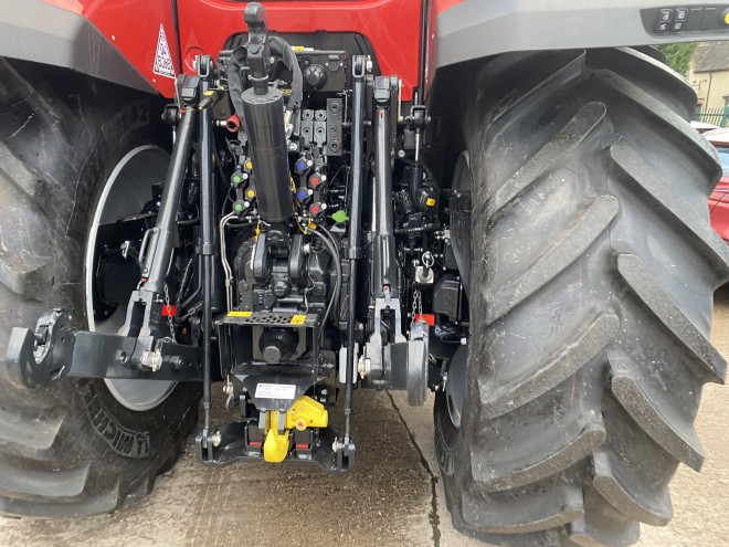 Case IH Puma 200 AFS Connect CVX Drive  Front Linkage, Full Accuguide