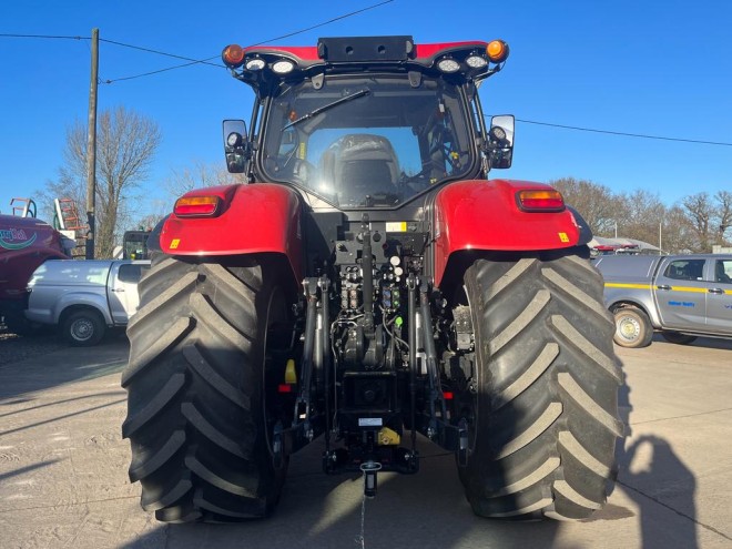 Case IH Puma 220 Powershift, Front linkage, Front pto, Dual motion seat