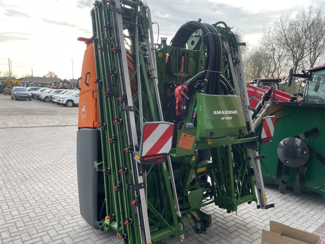 Amazone UF 2002 24M 2000L Isobus