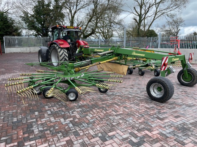 Krone Swadro 1000 Twin Rotor Centre Delivery Rake