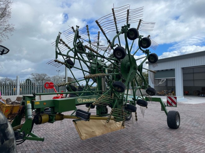 Krone Swadro 1000 Twin Rotor Centre Delivery Rate