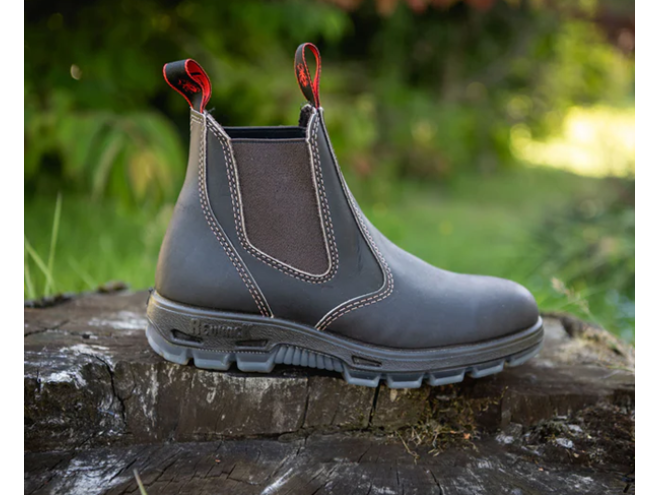 Redback Boots USBOK, Safety Boots, Redback Dealer, UK delivery, Next Day Delivery, Fast Delivery. Australian Boots, Redbacks, click & collect, work boots, Official Redback Boots, farm work wear, low priced boots, safety footwear, farm safetywear, steel toe cap boots,  where to buy Redback boots, Buy Online UK, Case IH, Startin Tractors.
