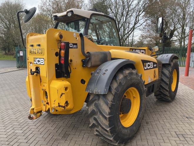 JCB 550-80 Agri Plus C/W Q fit headstock Pallet tines