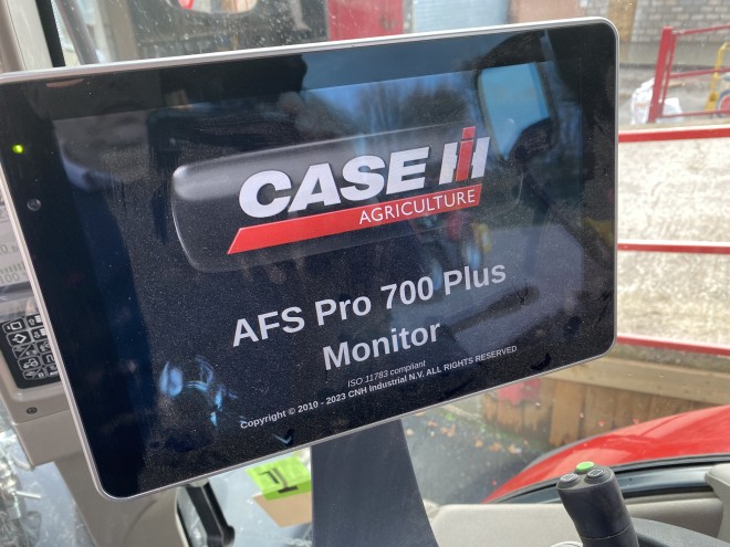 Case IH Puma 165 Multicontroller Full Powershift Front Linkage Accuguide Ready C/W MX Loader