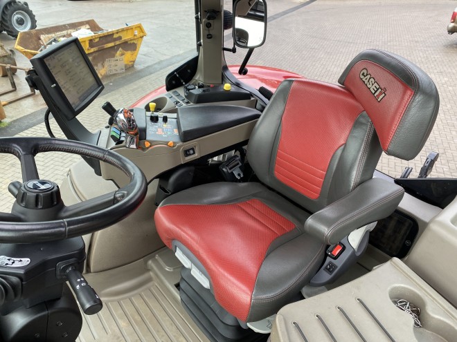 Case IH Optum 300 CVX 50 KPH C/W Front Linkage