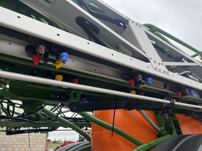 Amazone UX 5201 36M Trailed Sprayer Super L 3 boom Hydraulic pump Contour control Swing Stop