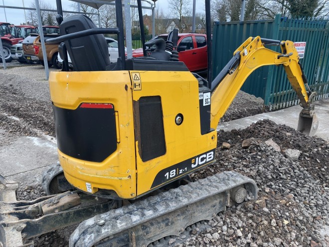JCB 18-Z1 mini Digger with adjustable track width c/w 3 buckets back fill  blade and pipe work