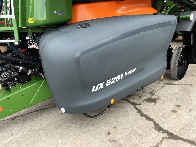 Amazone UX 5201 36M Trailed Sprayer Super L 3 boom Hydraulic pump Contour control Swing Stop