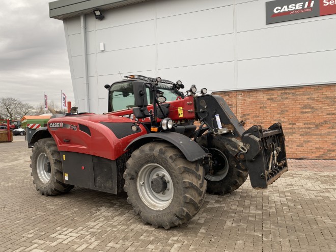 Case IH Farmlift 742 C/W Qfit headstock, Pick up hitch
