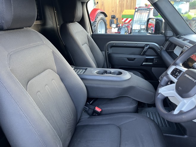 Land Rover Defender 90 3.0 D200 Hard Top Auto [3 Seat]
