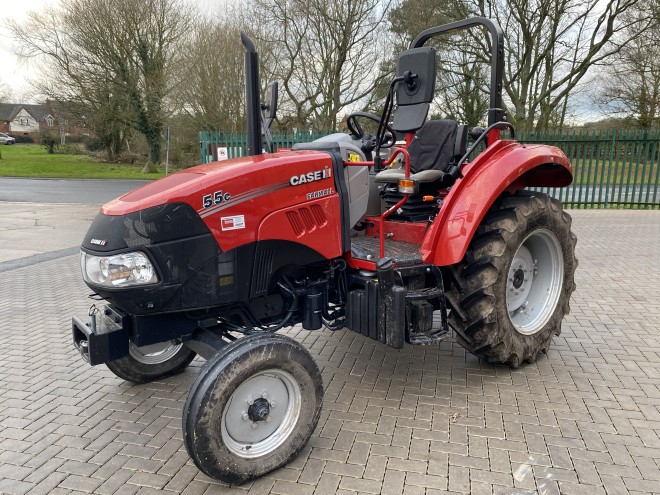 Case IH Farmall 55C 2WD Powershuttle ROPS