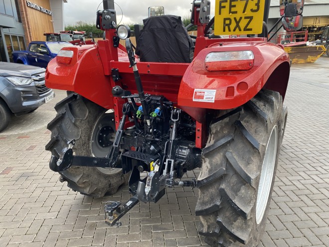Case IH Farmall 55C 2WD Powershuttle ROPS