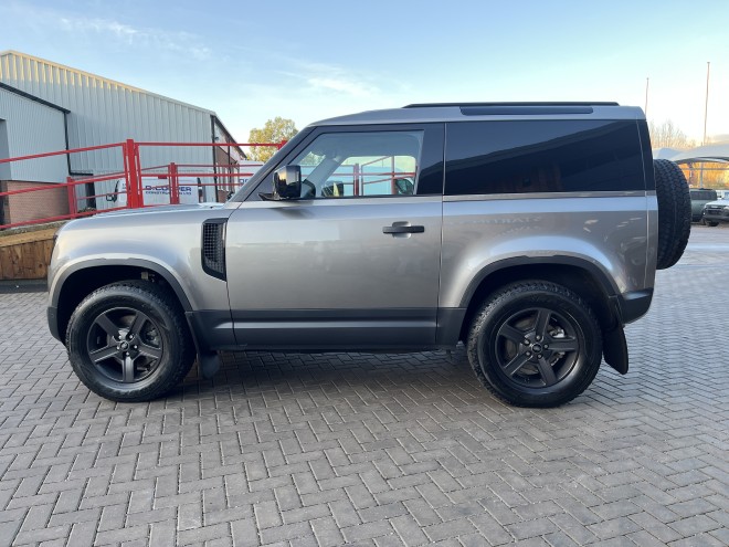Land Rover Defender 90 3.0 D200 Hard Top Auto [3 Seat]