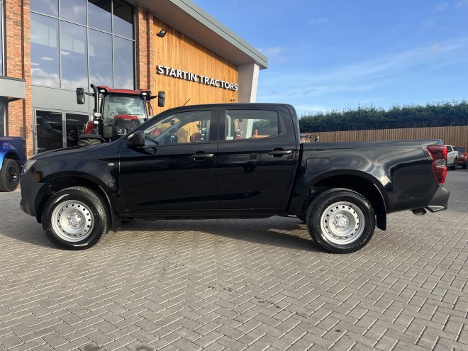Isuzu D-Max Utility Double Cab Auto