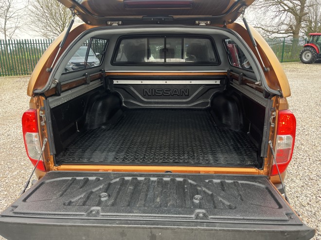 Nissan Navara Double Cab Pick Up Tekna 2.3dCi 190 4WD Auto