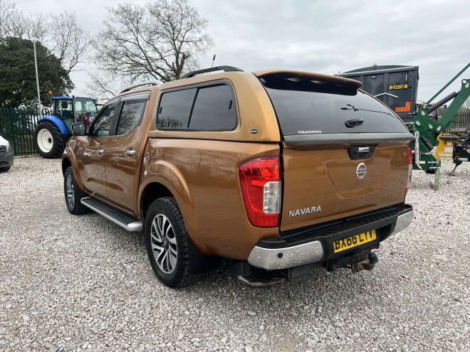 Nissan Navara Double Cab Pick Up Tekna 2.3dCi 190 4WD Auto