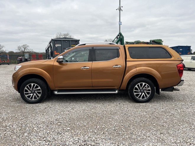 Nissan Navara Double Cab Pick Up Tekna 2.3dCi 190 4WD Auto