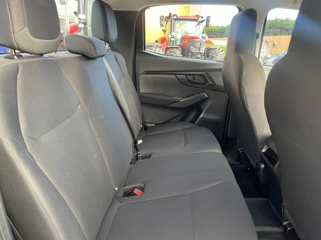 Isuzu D-Max Utility Double Cab Auto