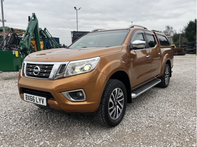 Nissan Navara Double Cab Pick Up Tekna 2.3dCi 190 4WD Auto
